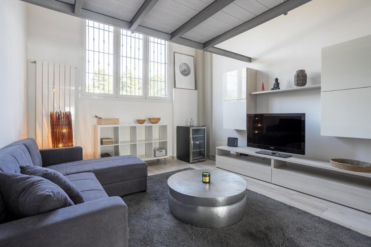 Appartamento Navigli-Duomo Exclusive Design Loft Su Due Piani Con Wifi Milano Esterno foto